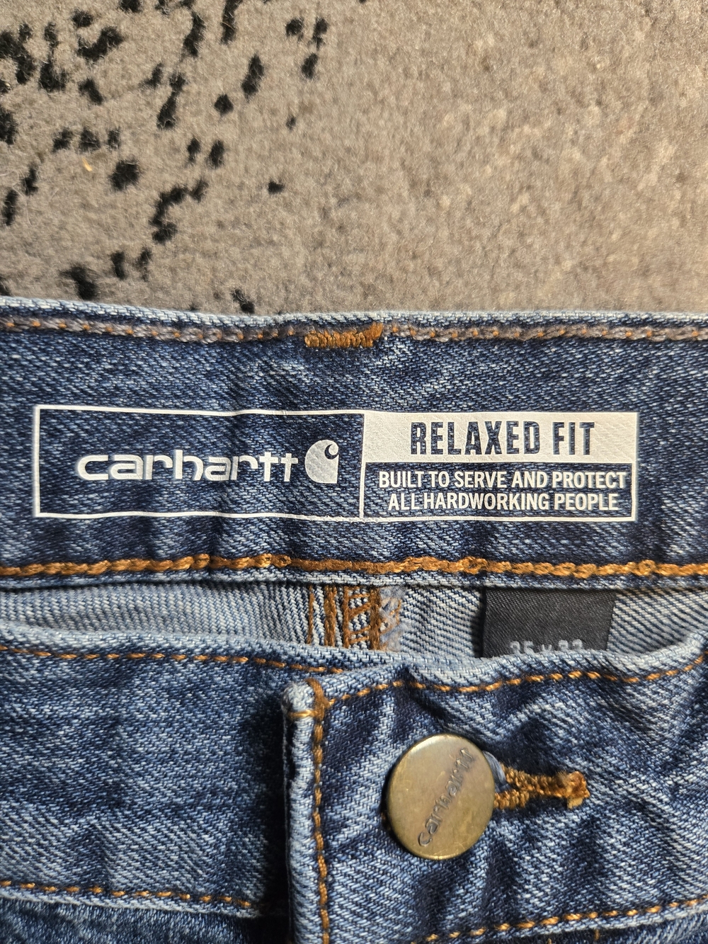 Carhertt Men's Classic Straight Fit Blue Jeans - Picture 3 of 7